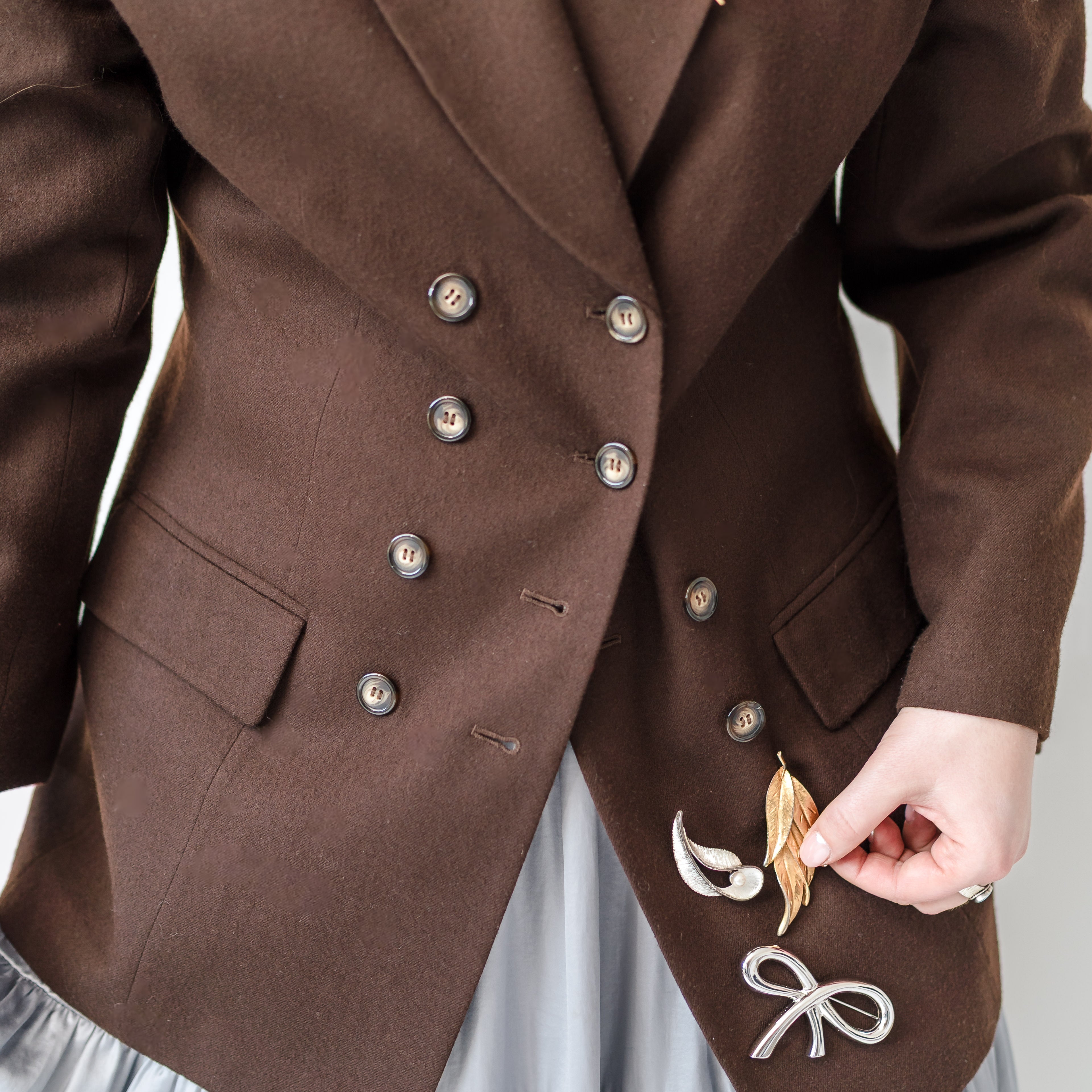 Brooches. Zero grandma energy